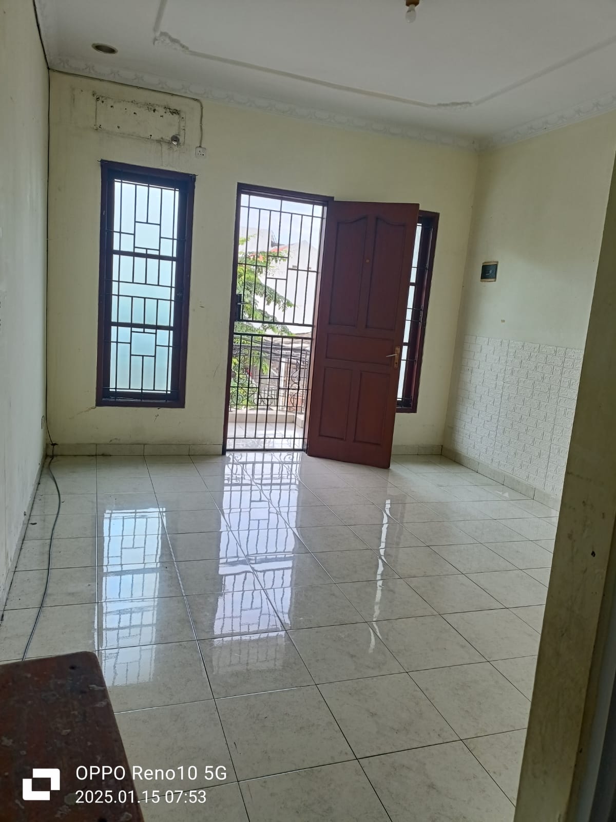 Rumah 3 lantai di Jelambar Grogol Petamburan Jakarta Barat (EF) - Foto 4