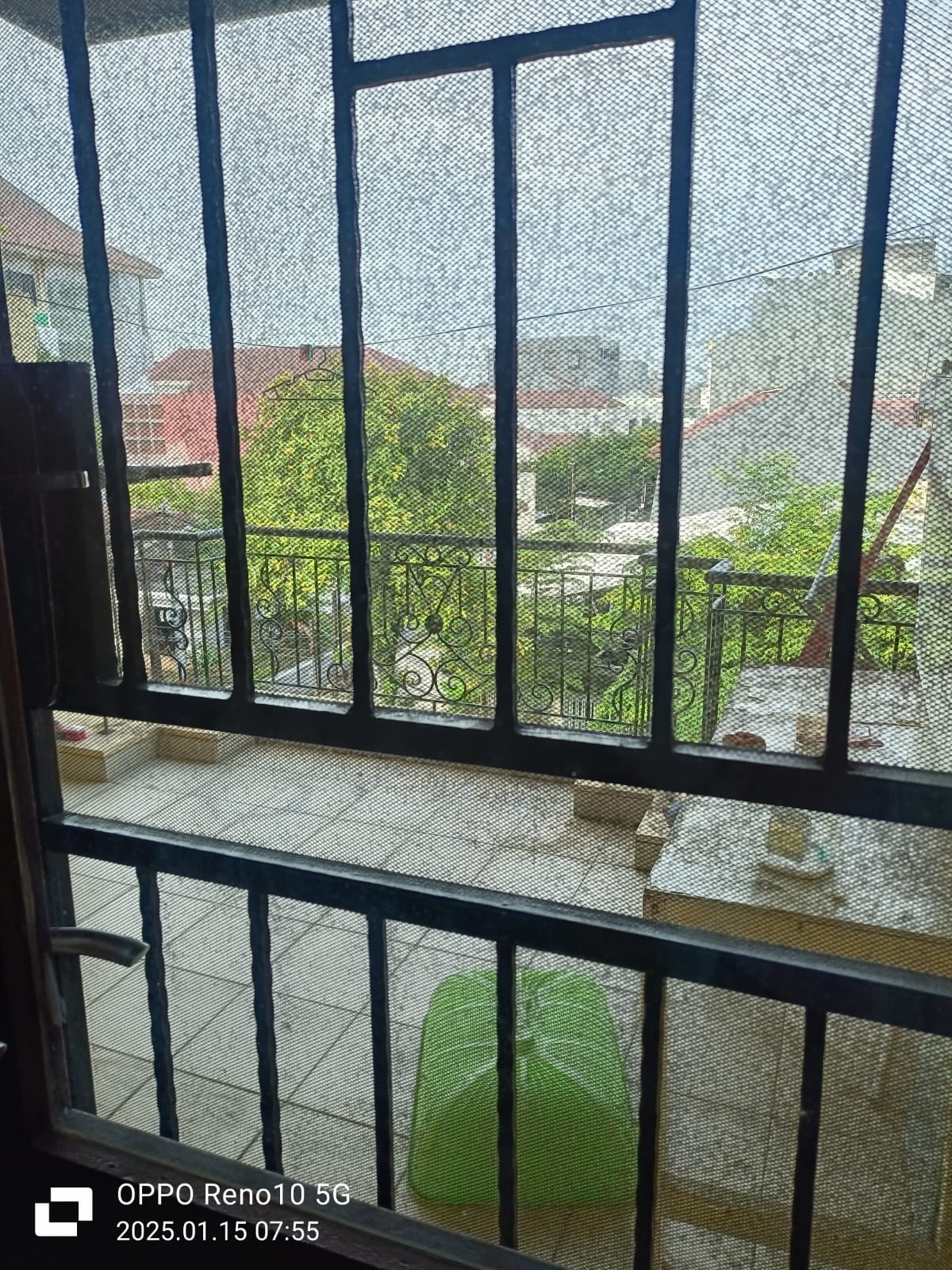Rumah 3 lantai di Jelambar Grogol Petamburan Jakarta Barat (EF) - Foto 6