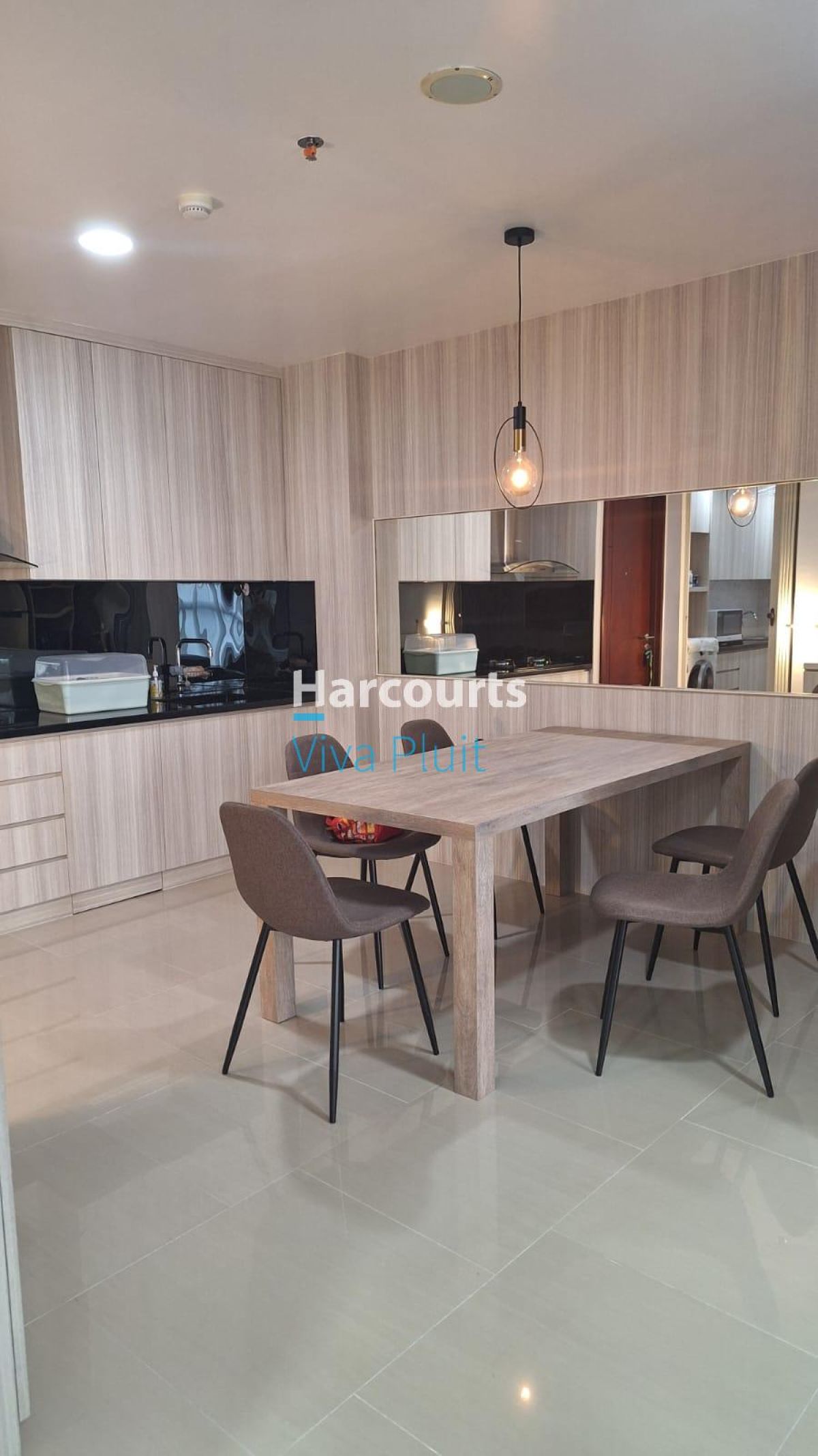 For Rent Apartement The Kencana Somerset Tower Kencana. 2 BR + 1 Work Area. Height Floor - Foto 7