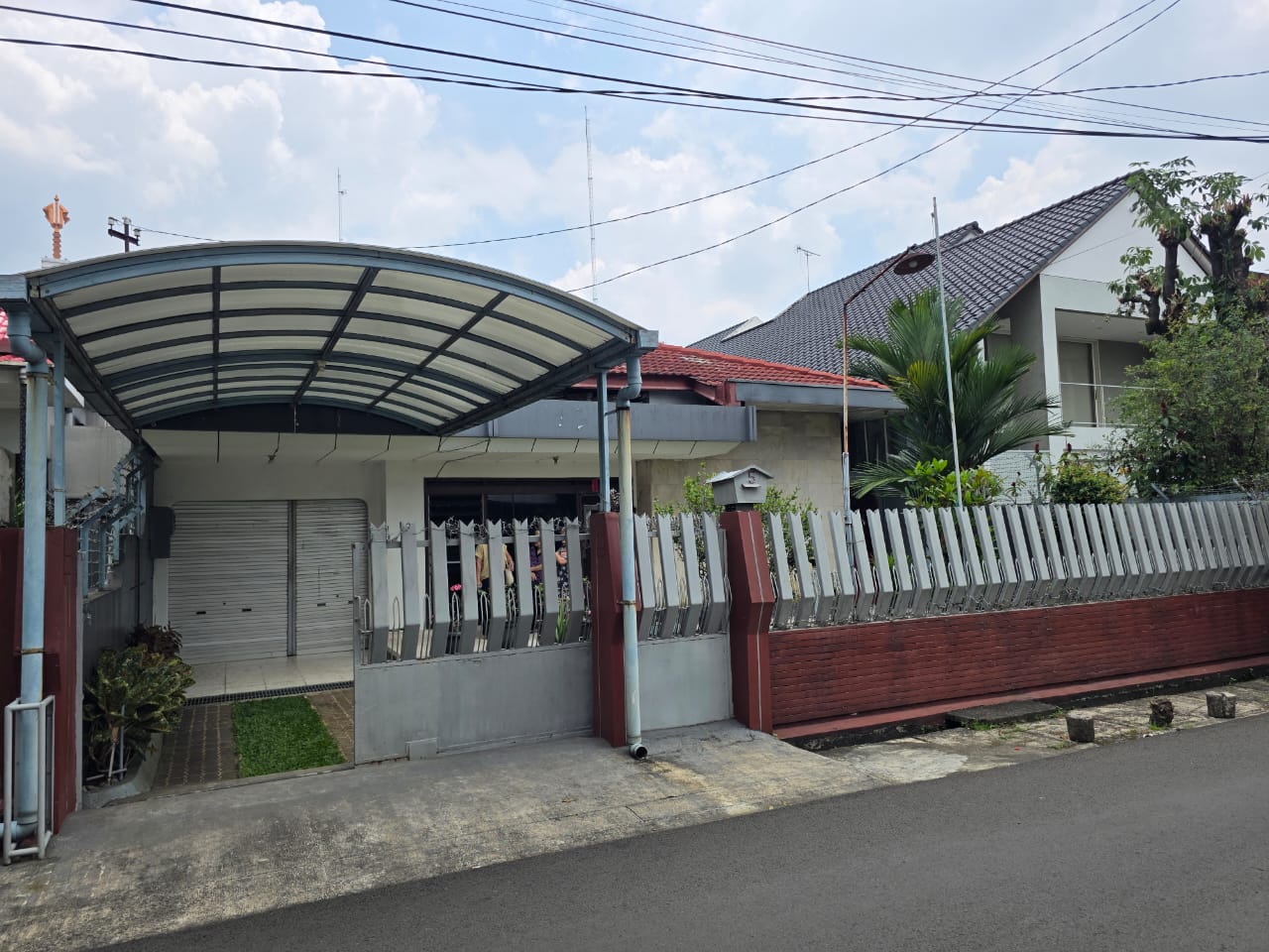 Dijual Rumah Nyaman di Pusat Kota Bogor, Dekat Istana - Pabaton Kota Bogor