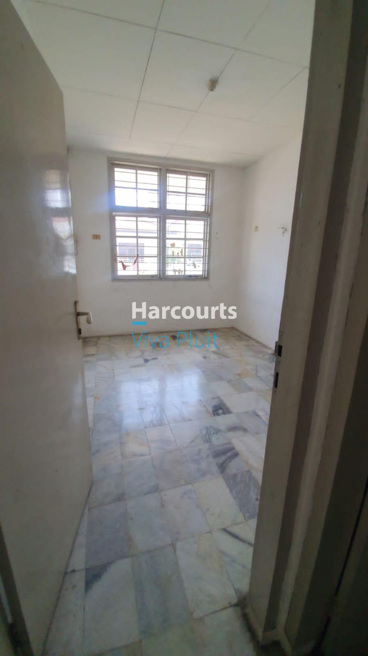 Disewakan Rumah 2 Lantai Di Muara Karang. Harga Murah!! - Foto 4