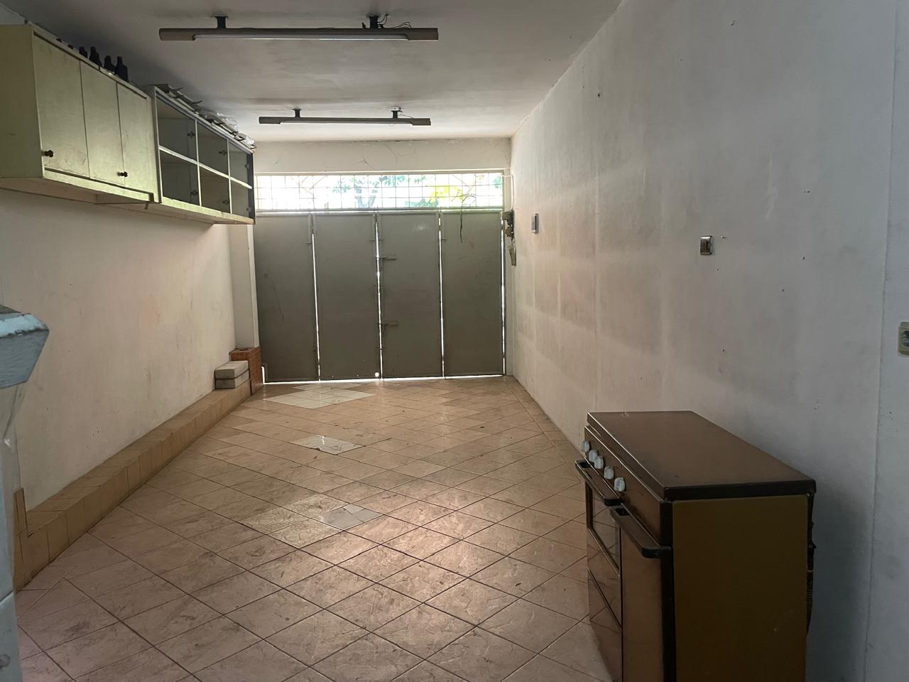 Sewa Cepat Rumah 1,5 lantai di daerah Tomang Jakarta Barat (CR) - Foto 4