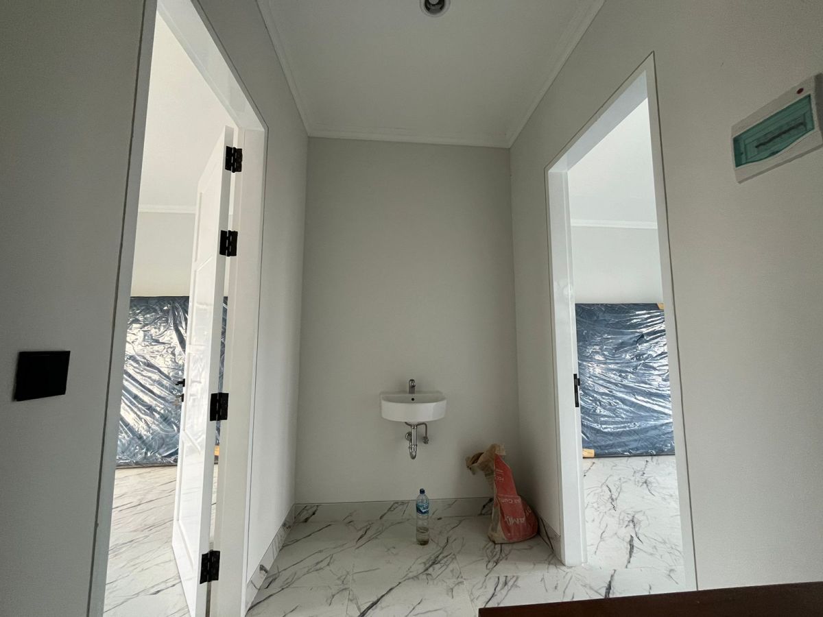 Townhouse Minimalis hanya 10 Menit Ke Pantai Seminyak - Foto 7