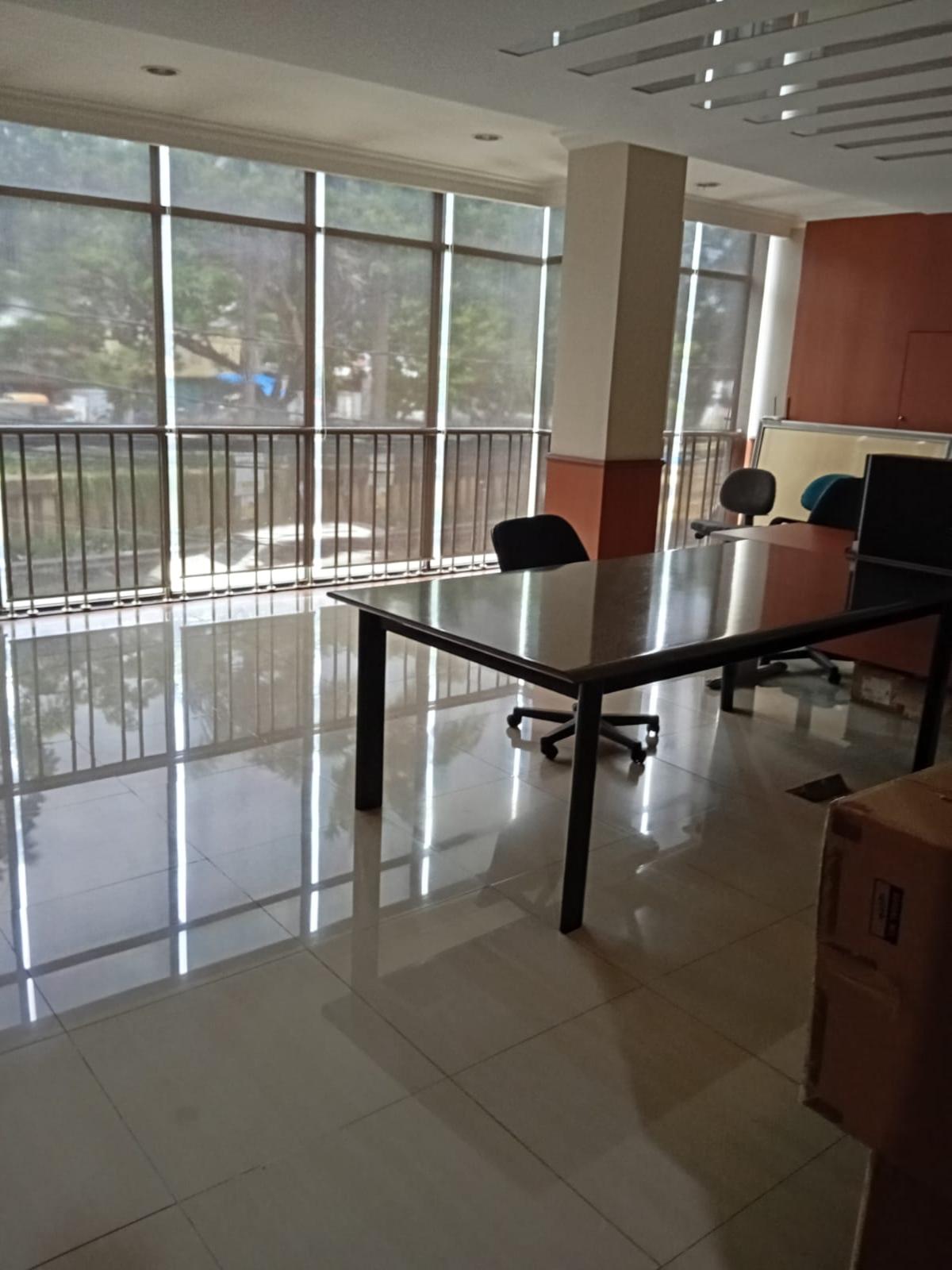 Sewa Ruko 4 lantai di Cideng Jakarta Pusat (EF) - Foto 3