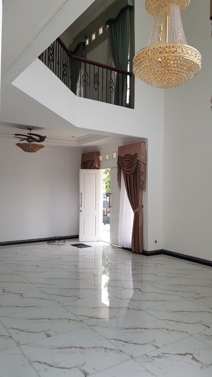 Sewa Rumah Siap Huni di Pejaten Jakarta Selatan CR - Foto 5