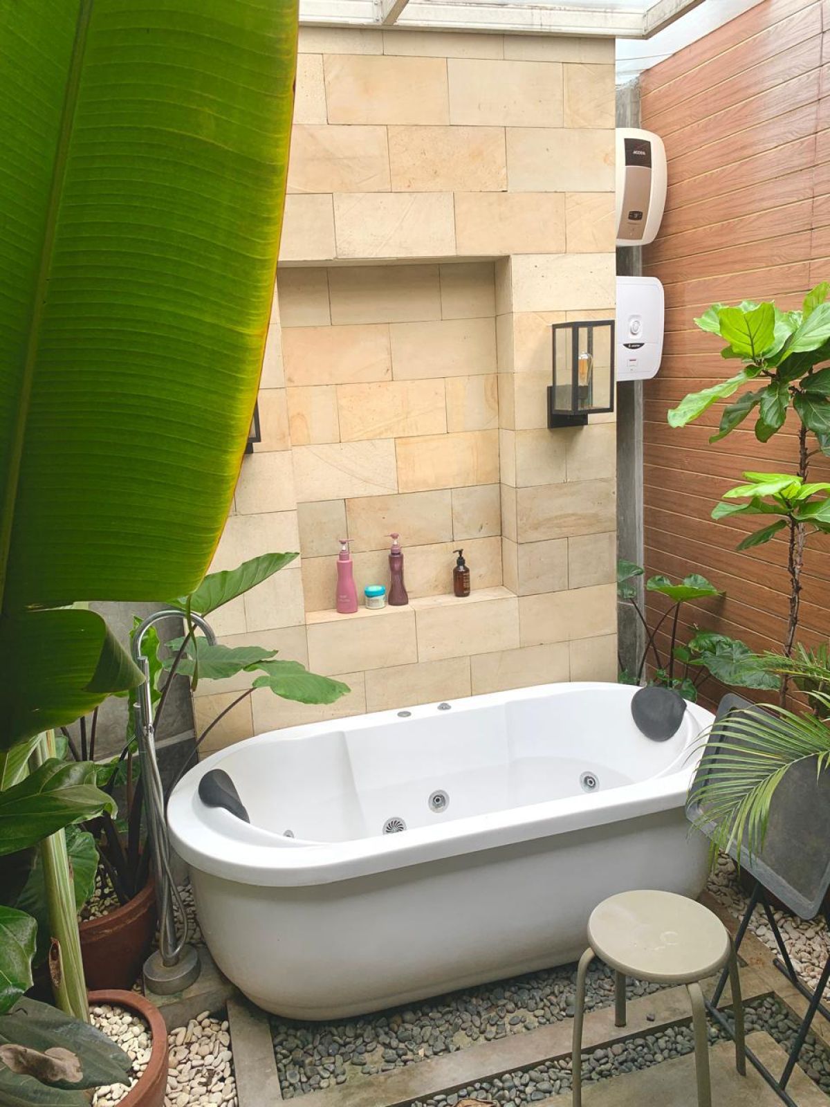 Dijual rumah dalam TownHouse Exclusive di Kampung Rambutan Ciracas Jakarta Timur - Foto 2
