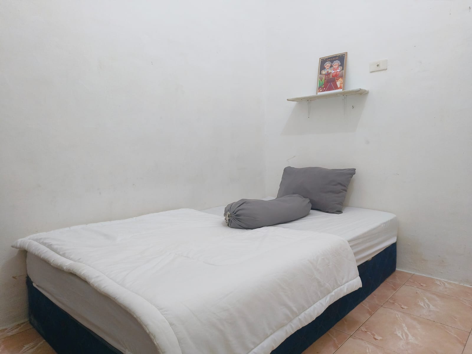 Rumah Kost Bangunan 4 lantai di Tanjung Duren Utara Grogol Petamburan Jakarta Barat (AL) - Foto 3