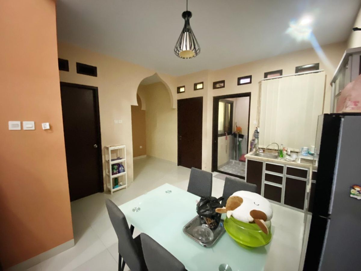 Dijual rumah di Villa Pamulang Bojong Sari Depok - Foto 4