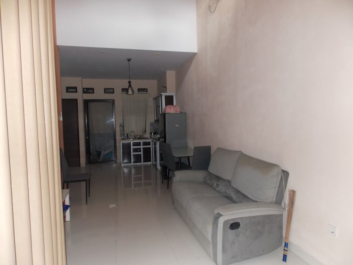 Dijual rumah di Villa Pamulang Bojong Sari Depok - Foto 7