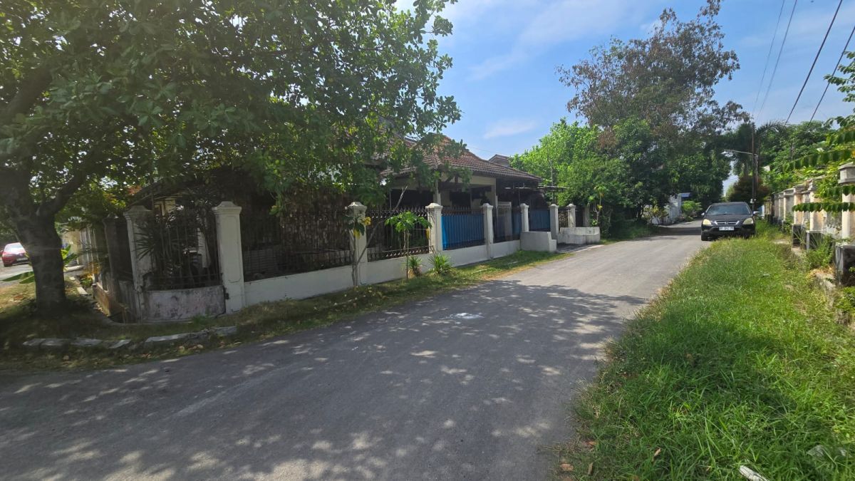 Rumah Hitung Tanah di Fajar Indah Jajar Laweyan Solo - Foto 3