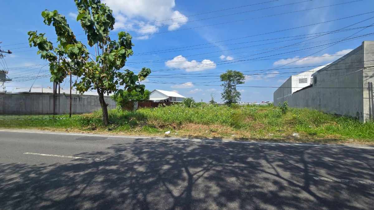 Tanah Istimewa Di Jalan Adi Sumarmo Gedongan Colomadu Solo - Foto 4