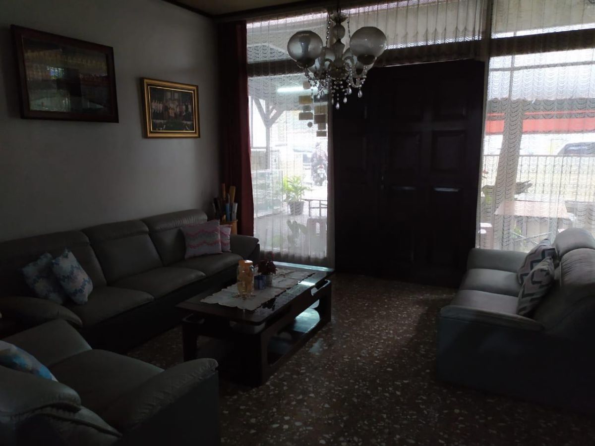 Dijual rumah pinggir jalan di Jl Ahmad Dahlan Bandung Jawa Barat
