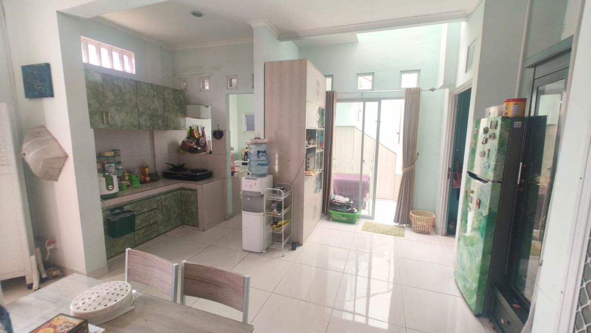 Dijual rumah daerah sektor 5 Bintaro Jaya Tangerang Selatan - Foto 2