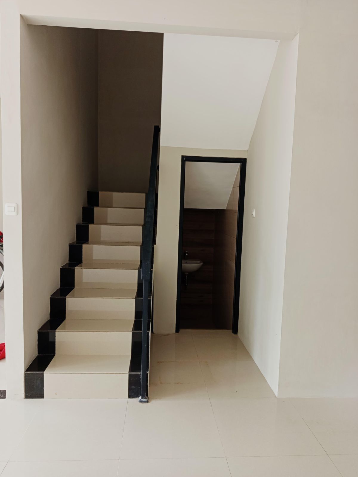 Dijual rumah baru di daerah Jombang Ciputat Tangerang Selatan - Foto 2