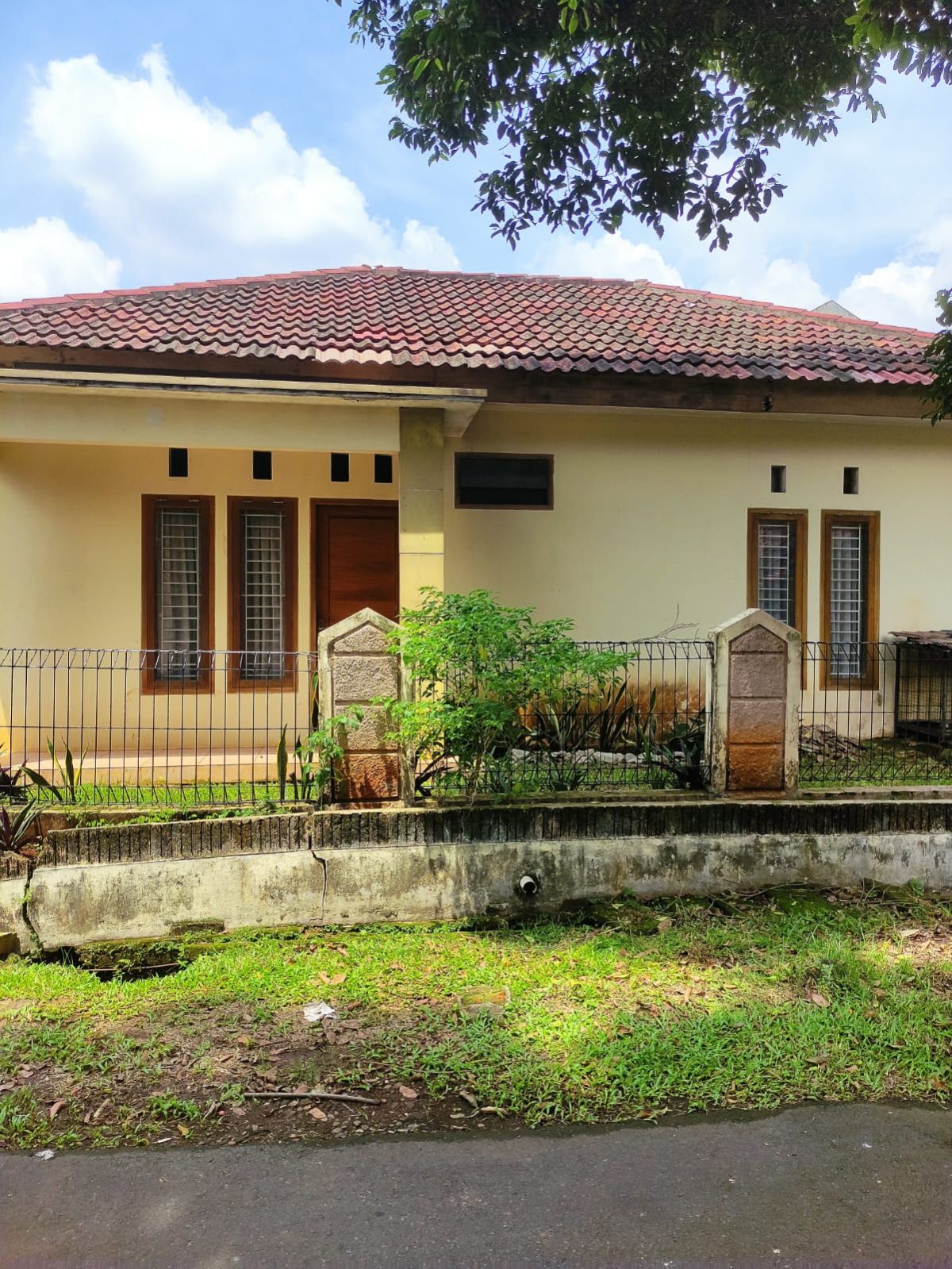 Dijual rumah hook di nusaloka BSD Tangerang Selatan - Foto 4