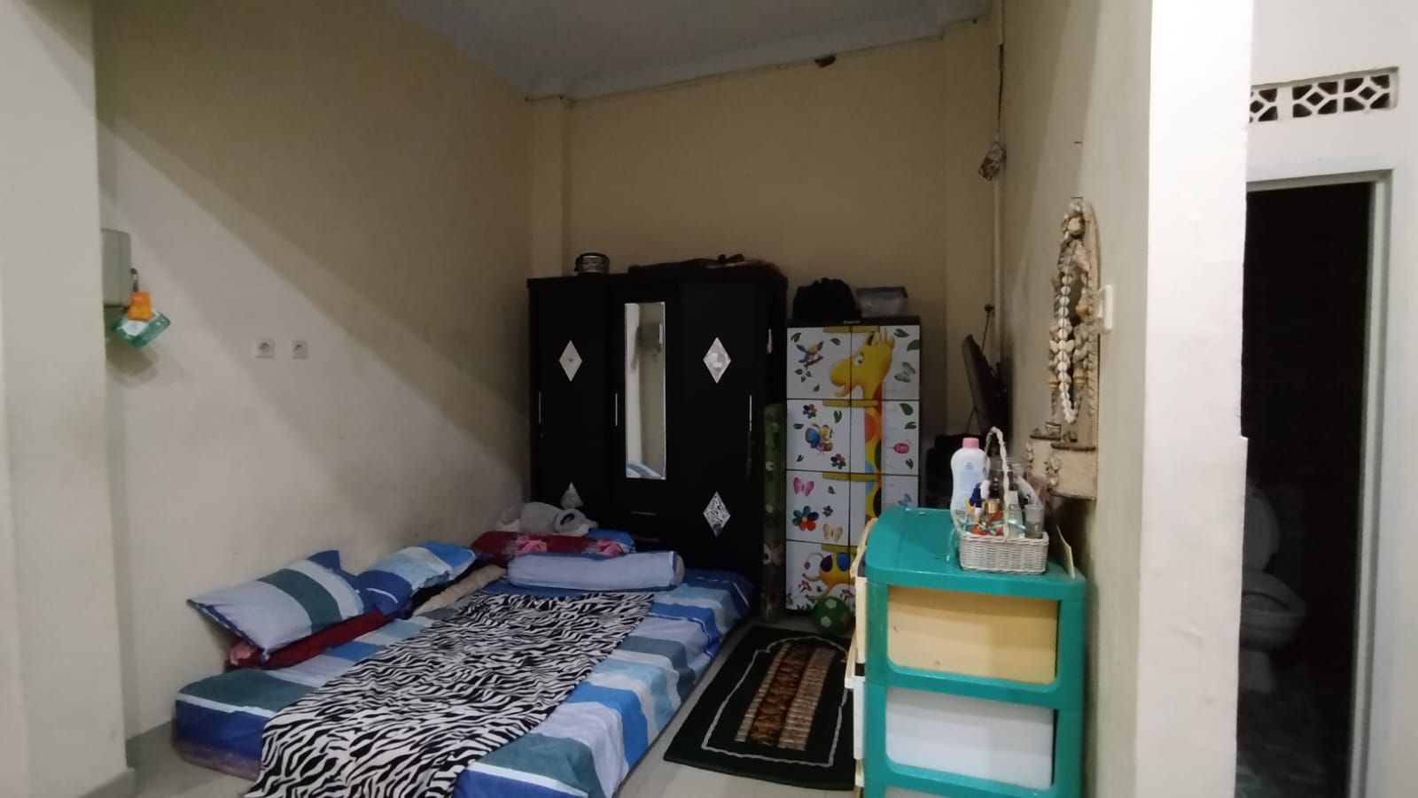 Rumah minimalis 2 lantai siap huni berlokasi di gembor tangerang - Foto 13