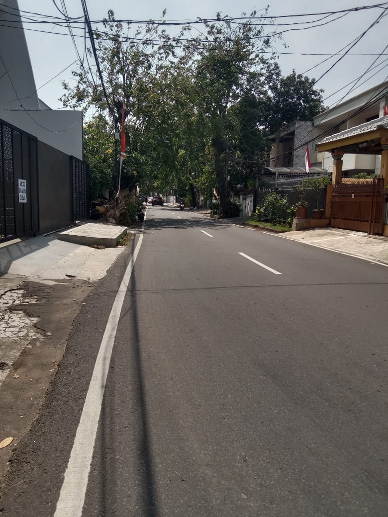Dijual Rumah Unfurnished 3 Lantai di Tomang Jakarta Barat - Foto 6