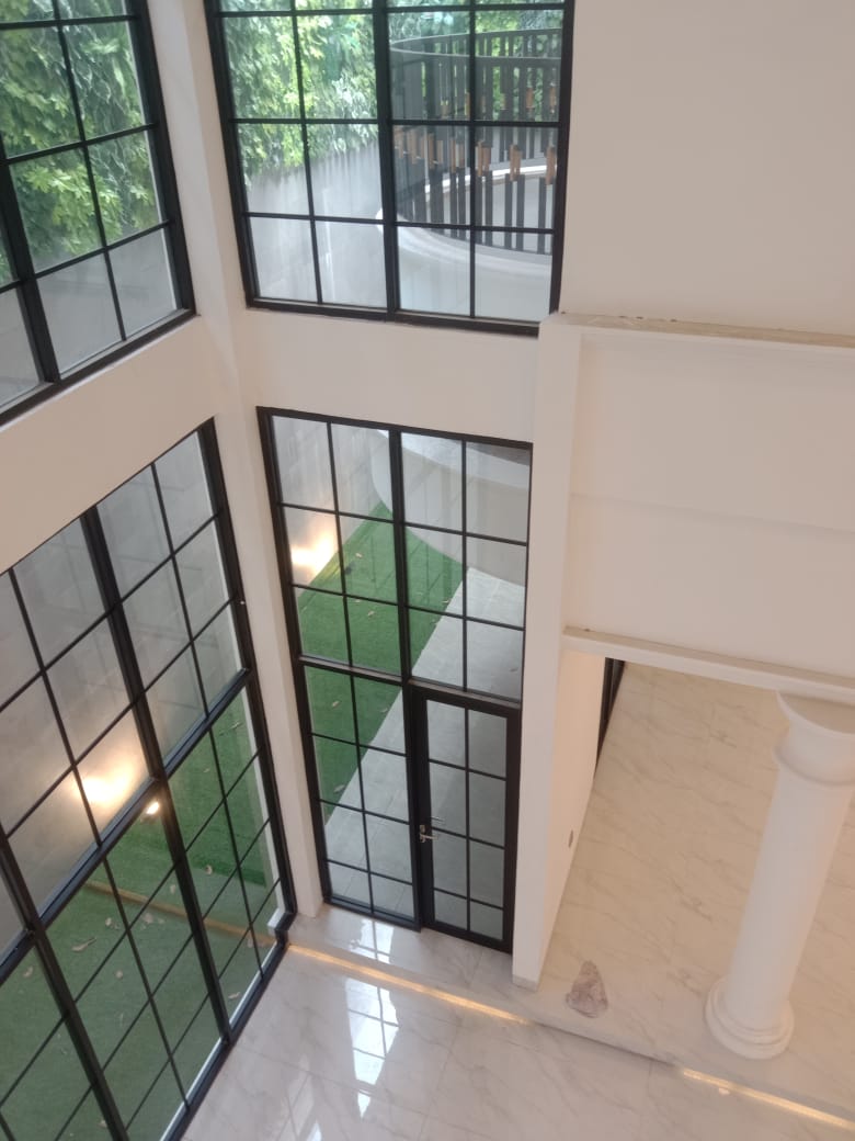 Dijual Rumah Unfurnished 3 Lantai di Tomang Jakarta Barat - Foto 4