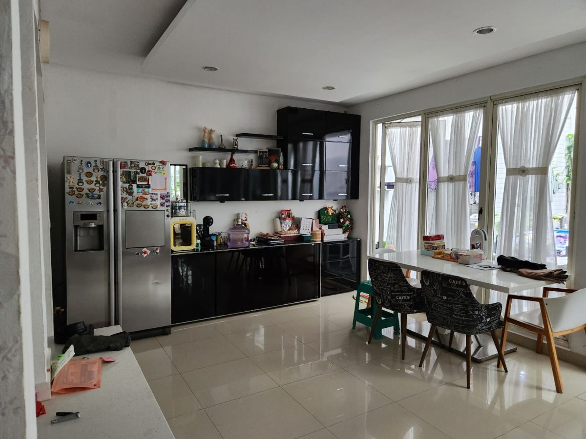 Rumah Modern 2 Lantai di Centronia Sentul City - Foto 14