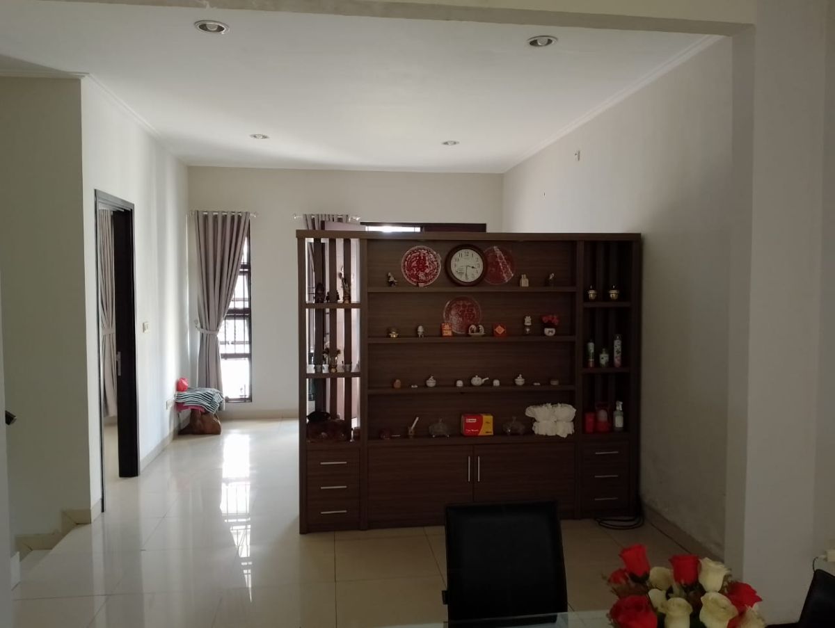 Turun Harga! Dijual RUMAH BAGUS SIAP HUNI – GREEN LAKE CITY - Foto 8