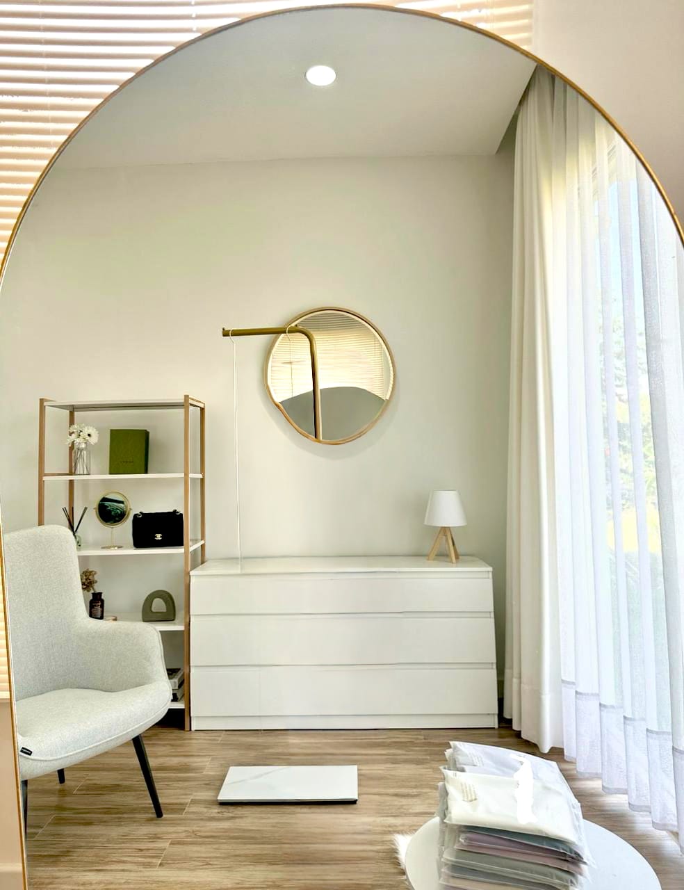 Dijual Cepat! Rumah Mewah Style American Modern Semi Furnish Dekat Palur Plaza &amp; Kampus - Foto 8