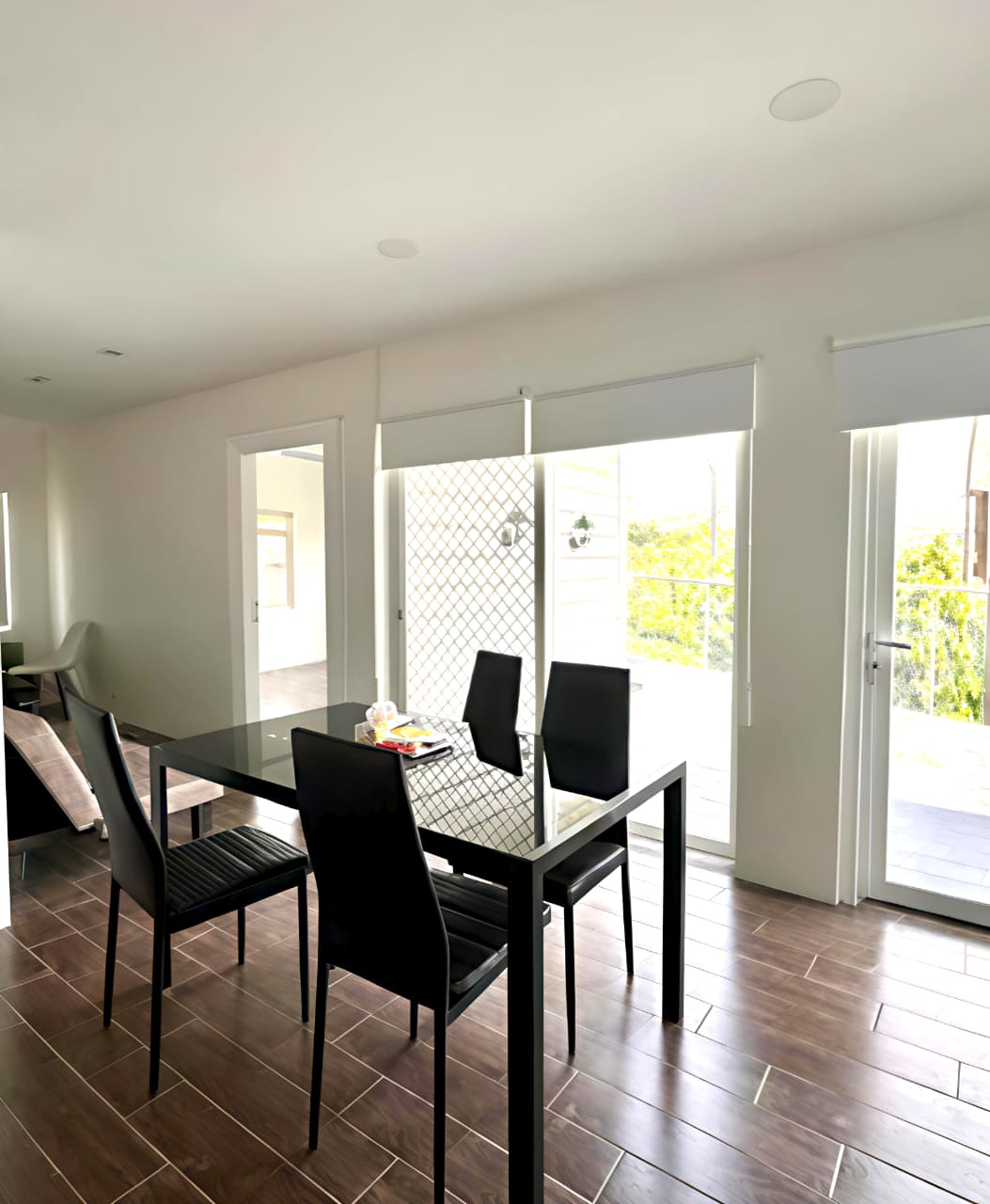 Dijual Cepat! Rumah Mewah Style American Modern Semi Furnish Dekat Palur Plaza &amp; Kampus - Foto 4