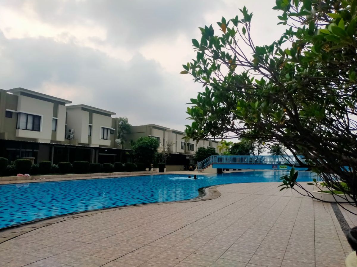 Disewakan Townhouse Cosmopark area Prime Thamrin City 5 menit ke Grand Indo. ZM - Properti | Harcourts