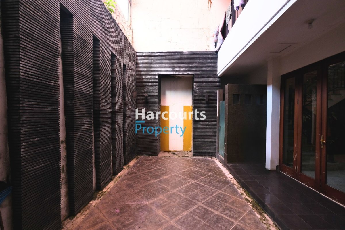 Dijual Rumah Hunian di Lokasi Elit Area Jl. Erlangga Senopati Kebayoran Baru - Foto 8