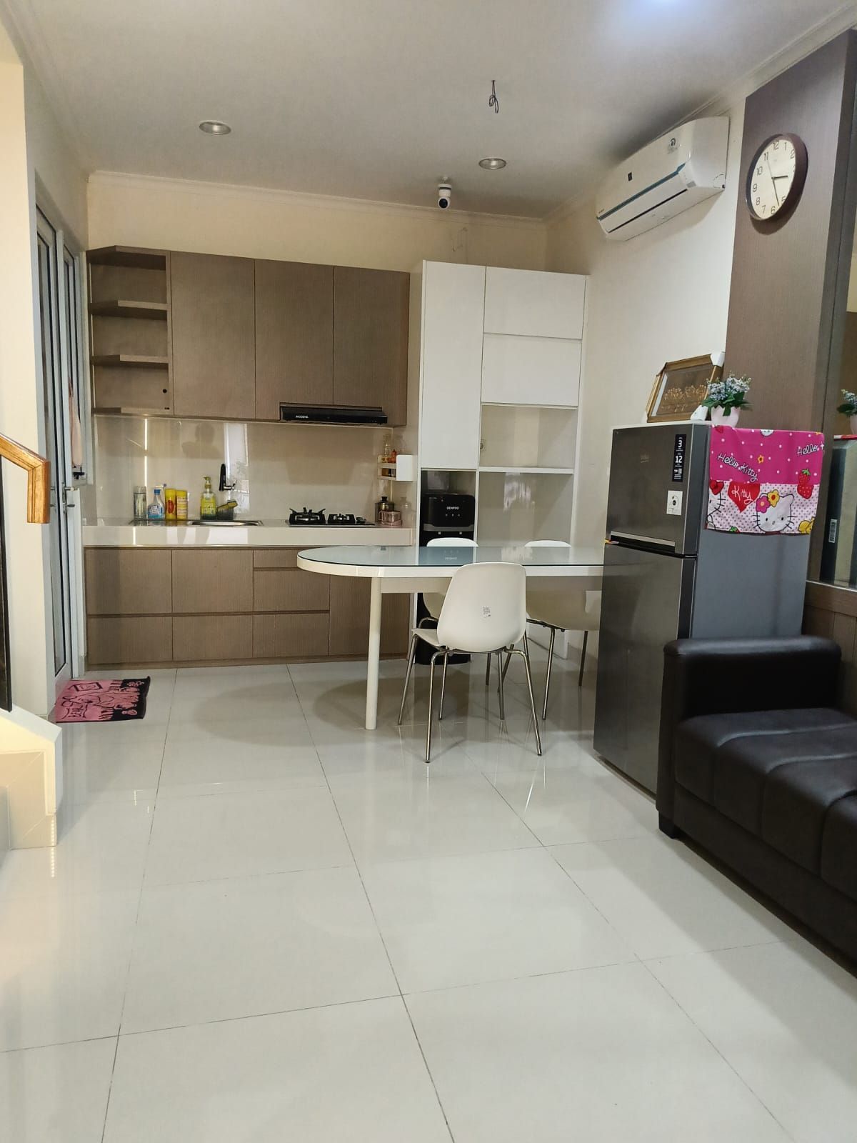 Dijual Rumah Mewah Siap Huni di Cluster Thomson, Gading Serpong – Akses Tol & Fasilitas Lengkap