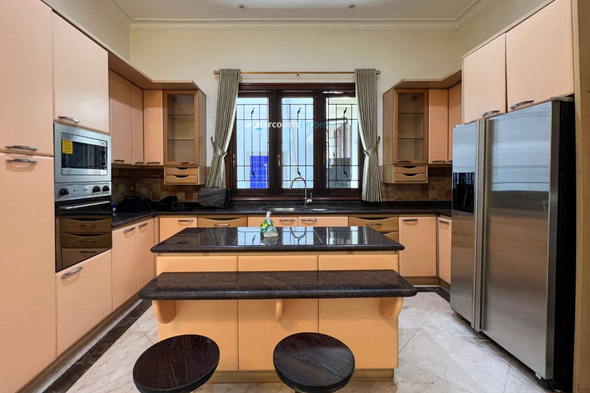Dijual Rumah Mewah Area Jl. Brawijaya Kebayoran Baru - Foto 2