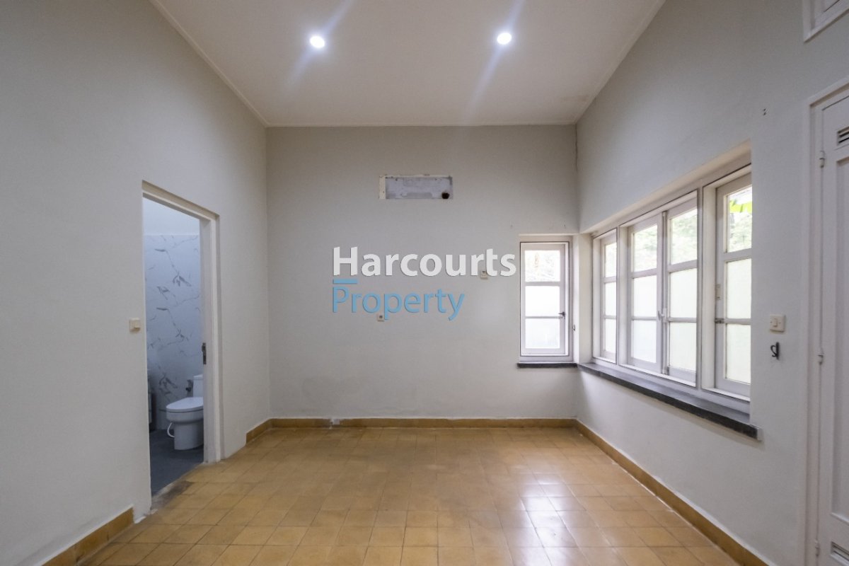 Dijual/Disewa Rumah Klasik Lokasi Super Strategis Area Jl. Martimbang Kebayoran Baru - Foto 5