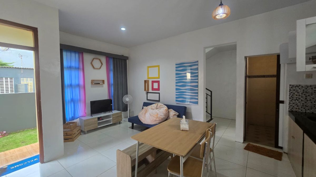 Rumah Bagus Minimalis Full Furnished di Colomadu Solo Dekat Jalan Raya Adi Sucipto - Foto 11