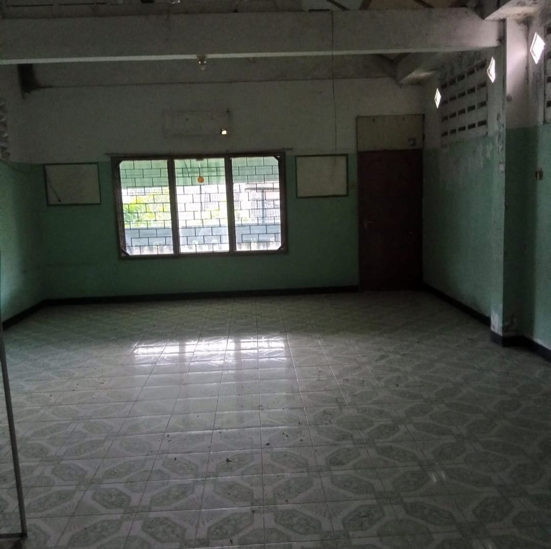 Dijual Rumah Hook 2 Lantai di Perumahan Favorit Dekat Mall The Park, Solo Baru