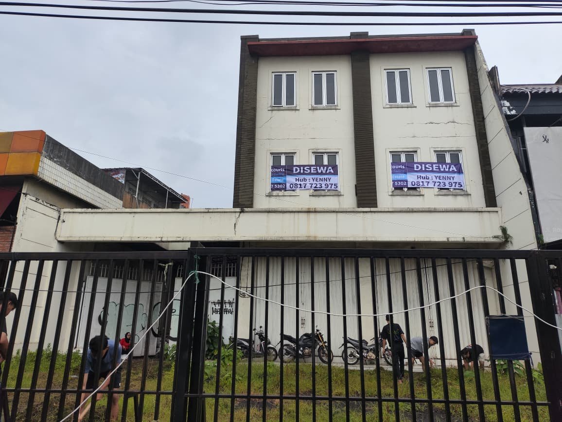 Disewakan Tanah Dan Bangunan Di Jatiwaringin