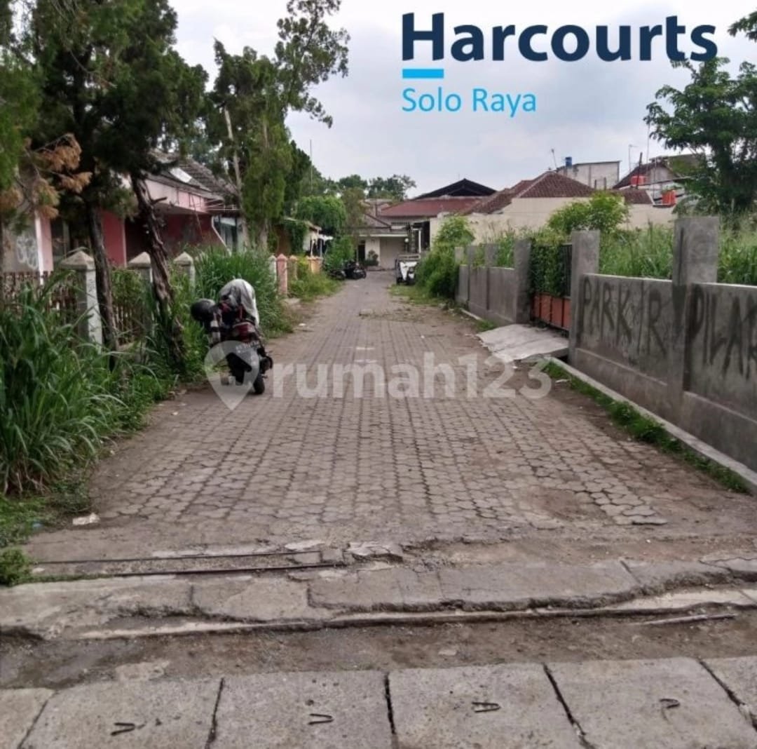 Dijual Dua Tanah Kavling Jejer (Bagian Belakang), Dekat RSUD Bung Karno Solo