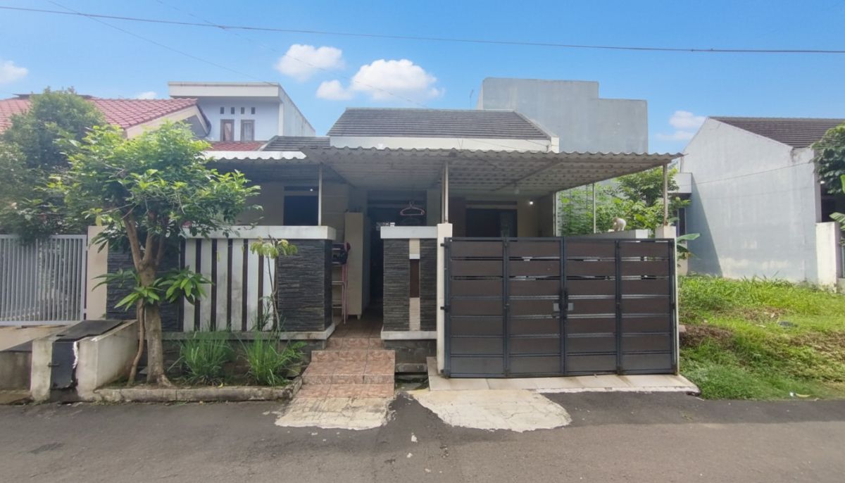 Rumah Bonus Full Furnished Siap Huni di Kebun Raya Residence, Bogor