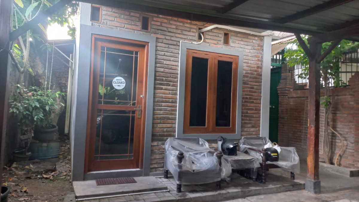 Dijual  Tanah Bonus Bangunan Ruang Kantor & Gudang Siap Pakai di Manahan, Solo - Foto 3