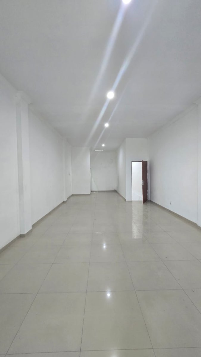 Dijual Ruko Strategis Dekat Jalan Veteran Tipes Serengan Solo, Lokasi Tengah Kota - Foto 3