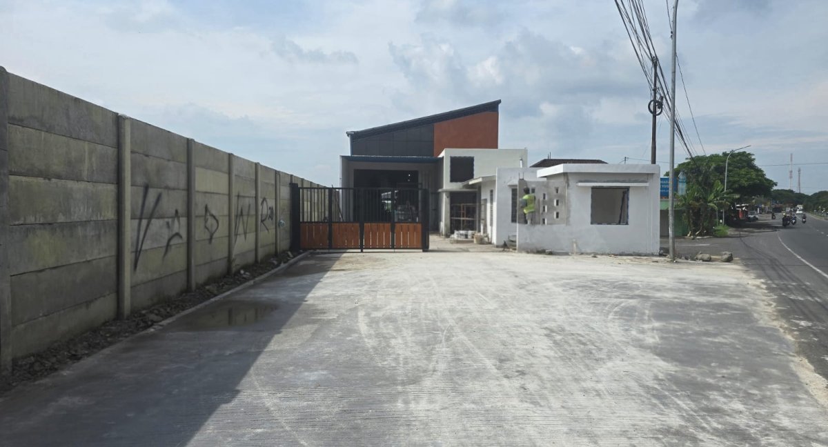 Dijual Gudang Baru Siap Pakai di Jalan Raya Solo Jogja