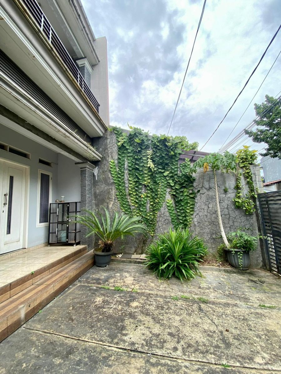 Dijual rumah bagus di Cinere Depok Jawa Barat