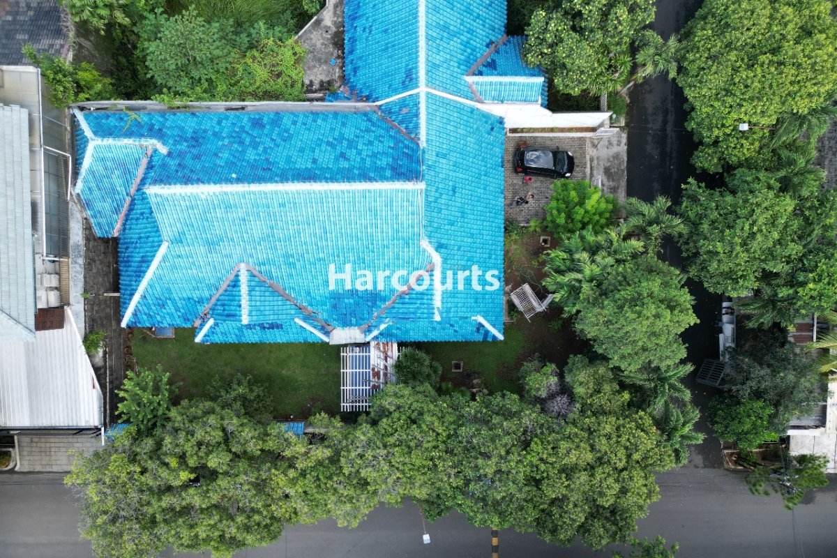 Dijual Rumah Klasik Hitung Tanah Posisi Hook Lokasi Tenang di Dalam Komplek Di Permata Hijau - Foto 4