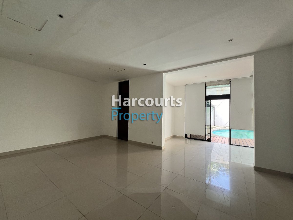 Dijual Rumah Lama Bagus dan Terawat di Permata Hijau - Foto 5