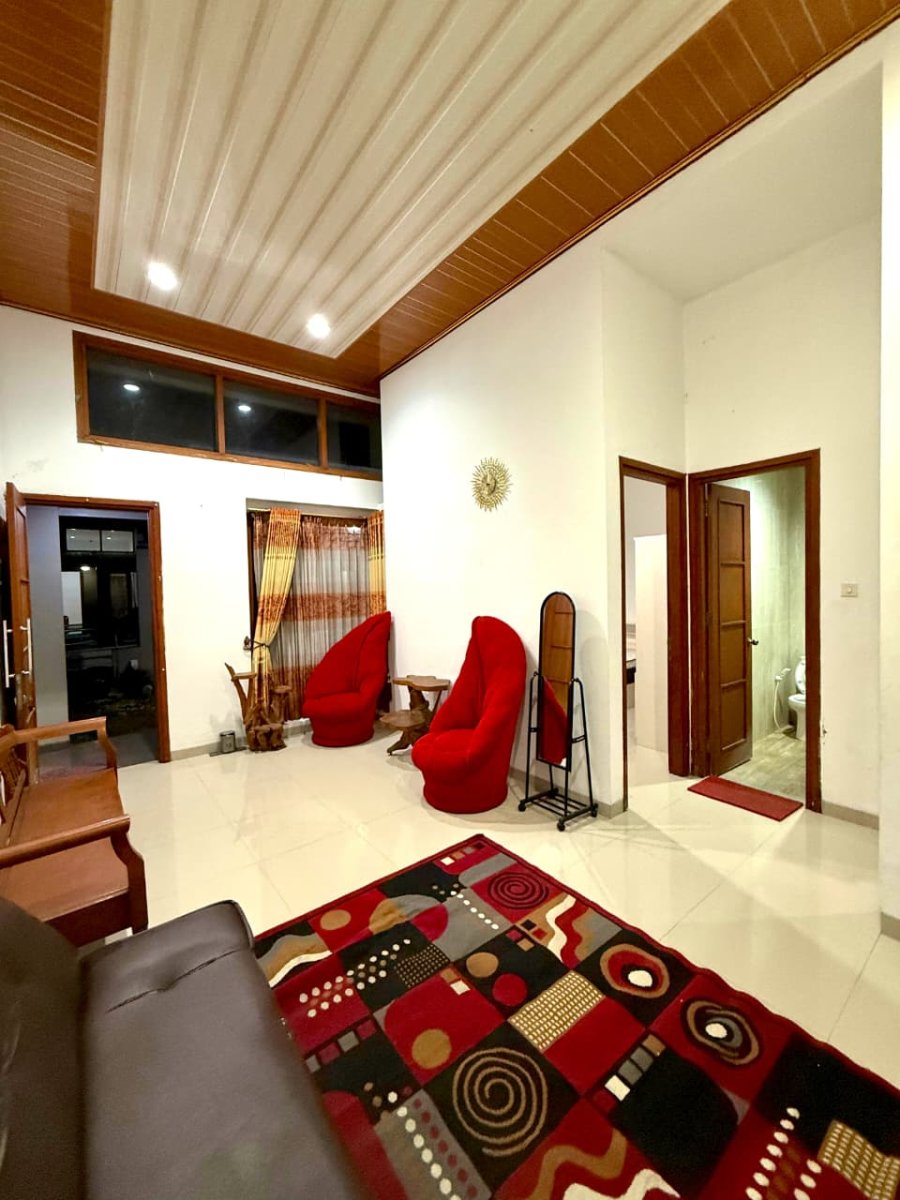 Disewakan Rumah Bagus Siap Pakai  ( Full Furnished ),  Lokasi : Cluster Elite di Pabelan, Dekat Colomadu - Foto 4