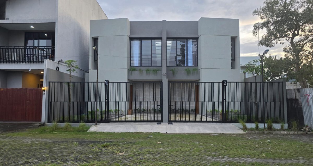 Rumah Baru Modern Minimalis di Perumahan Dekat Pakuwon Mall Solo Baru