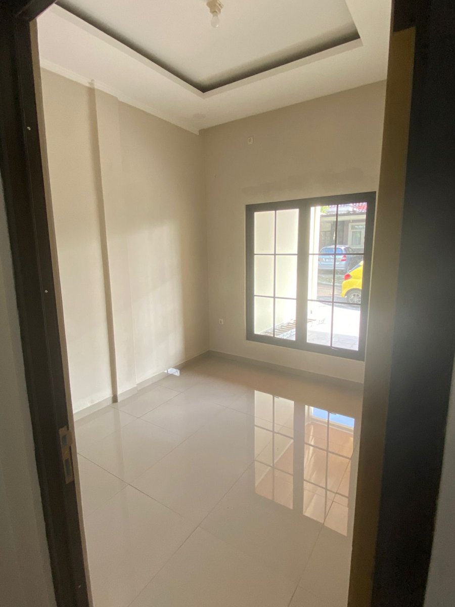 Rumah Nyaman di Taman Venesia