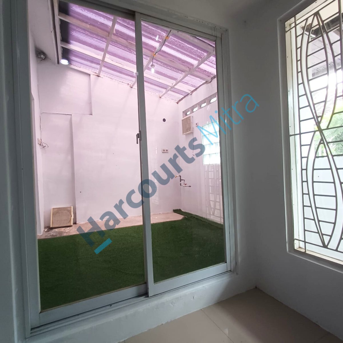 Rumah Terawat LT 160 LB 140 di Bukit Kencana Residence, Bebas Banjir - Foto 4