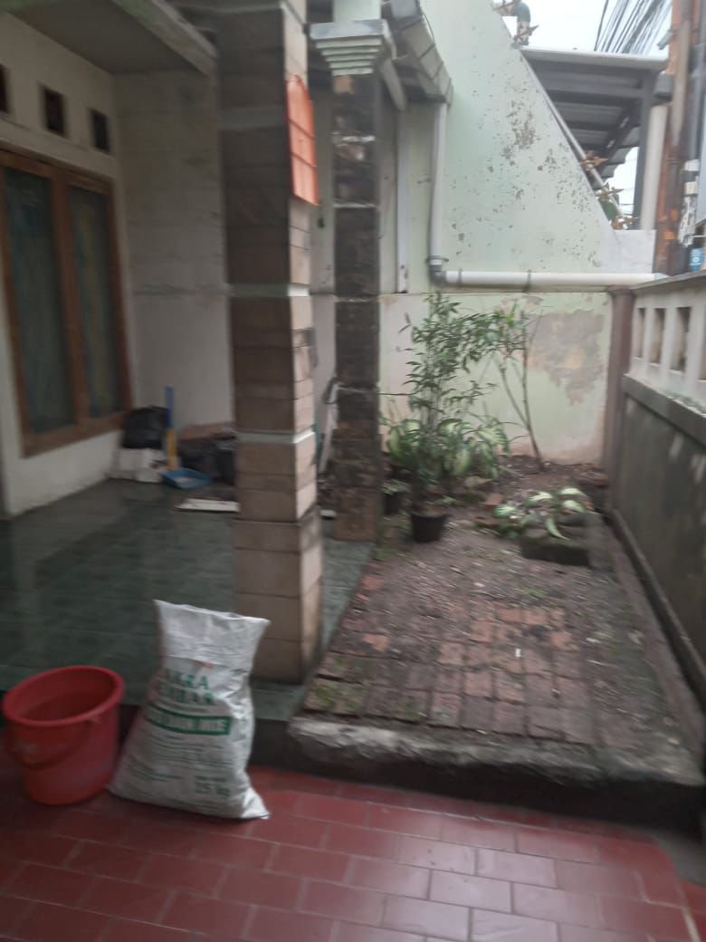 RUMAH TINGKAT MURAH Pinggir Jalan Condet, Jakarta Timur - Foto 4