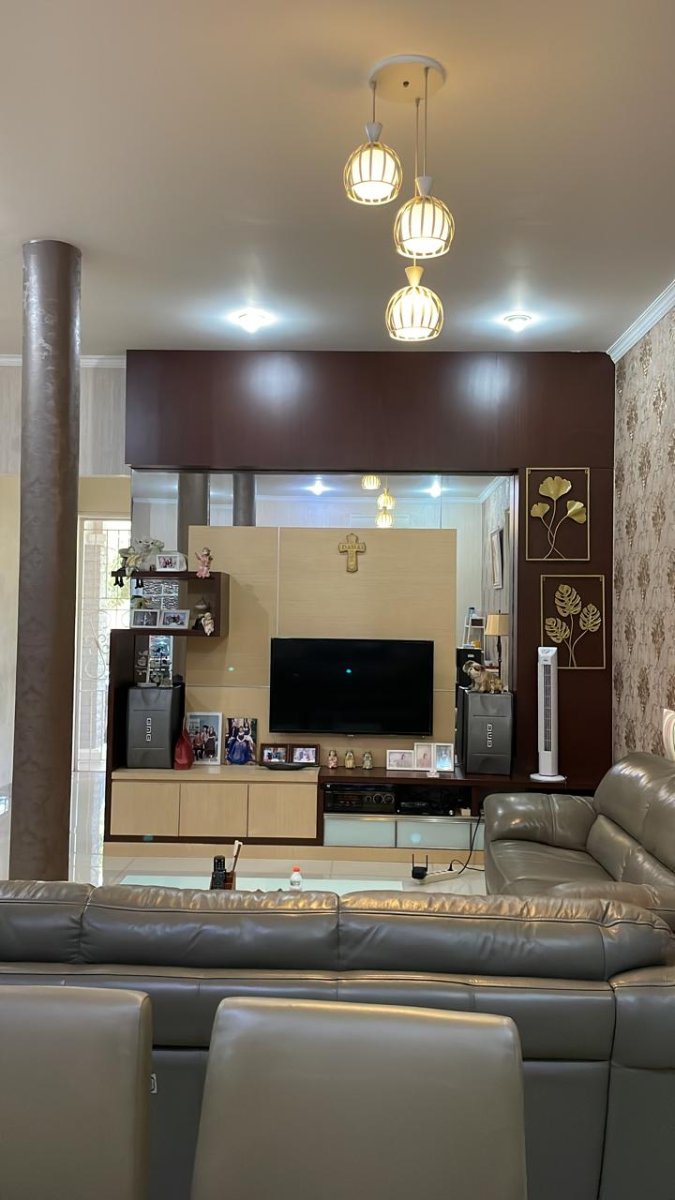 Dijual 1 Unit Rumah Lokasi Jl. Alicante Timur, Tanggerang - Foto 3