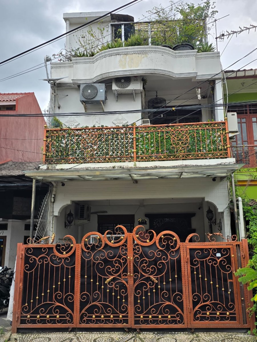 Rumah Semi Furnished Duren sawit jakarta Timur