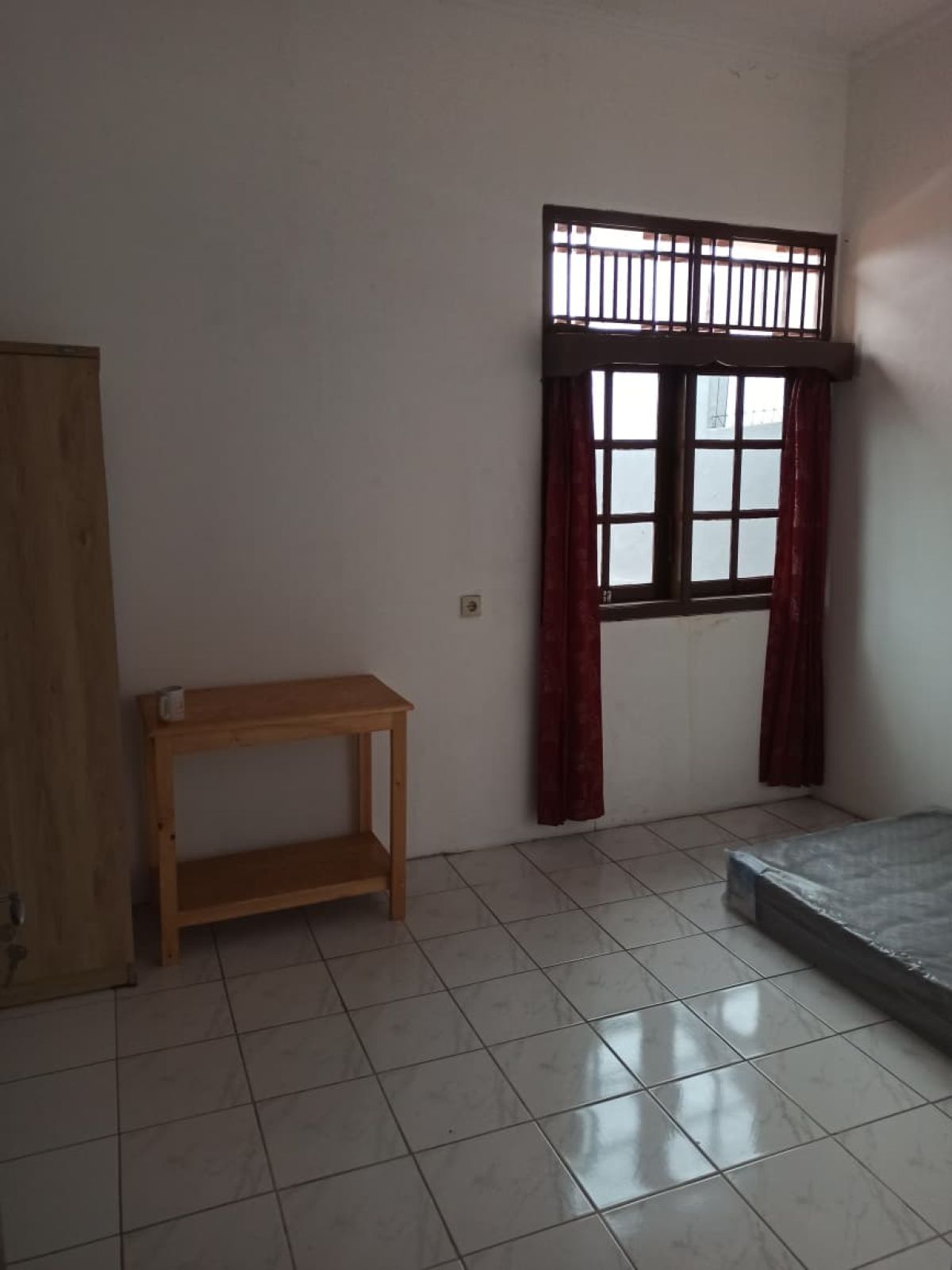 JUAL CEPAT, RUMAH KOS 2 LANTAI, 8 KAMAR, LT 206 M2, BATU AMPAR, KRAMAT JATI, JAKARTA TIMUR - Foto 11